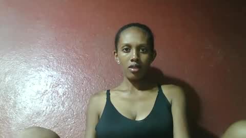 Snapshot of ninie246746 chatting on 7, 3, 2025 ninie246746 online show from 7, 3, 2025