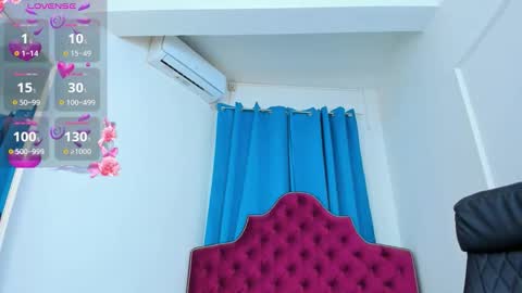 nina dee online show from 28, 10, 2025