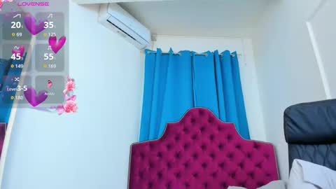 nina dee online show from 2, 12, 2025