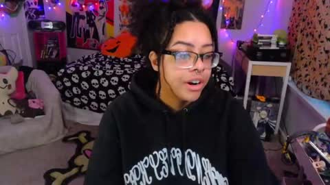 Snapshot of nintendhoe_ chatting on 29, 9, 2025 kiwi online show from 29, 9, 2025
