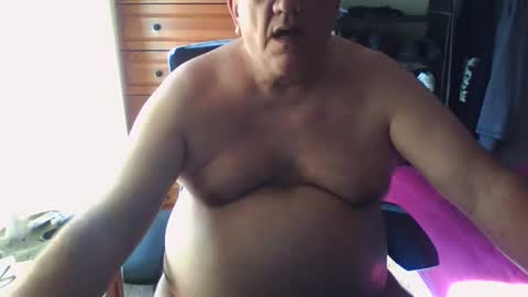 Dennis online show from 19, 10, 2025