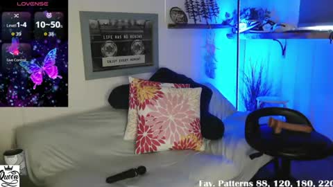 Snapshot of nipple_queenxoxo chatting on 18, 6, 2026 Ainsley FANSLY-AINSLEYXOXO online show from 18, 6, 2026