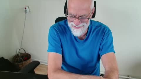 nipplesilverdad55 online show from 15, 10, 2025