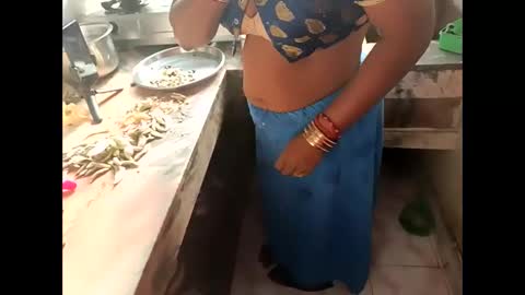 Nisha online show from 5, 3, 2025