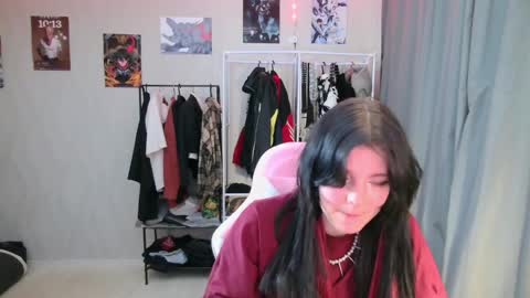 Snapshot of nishazenisek chatting on 21, 5, 2026 Alice online show from 21, 5, 2026