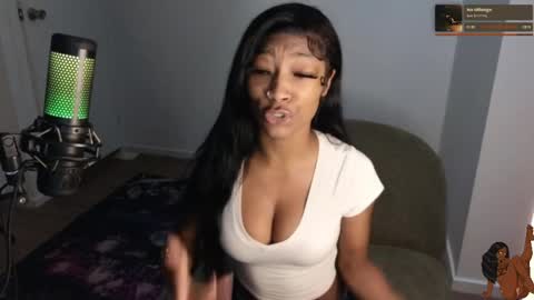 Snapshot of niviawolfe chatting on 27, 5, 2026 NIVIA WOLFE online show from 27, 5, 2026