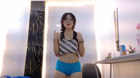 Snapshot of nix_siren chatting on 16, 7, 2026 online show from 16, 7, 2026