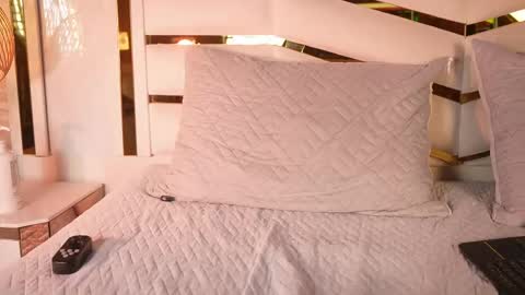 Nixx  online show from 19, 4, 2026