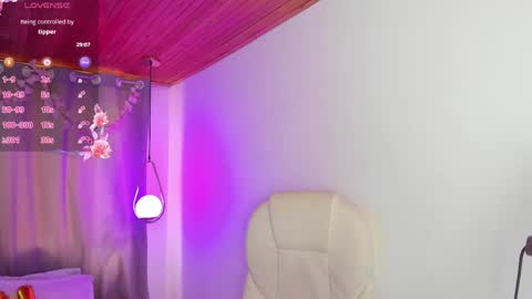 Snapshot of nixiesterling chatting on 18, 5, 2026 Nixie online show from 18, 5, 2026