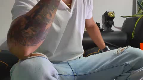 Nicolas Muscle online show from 20, 9, 2025