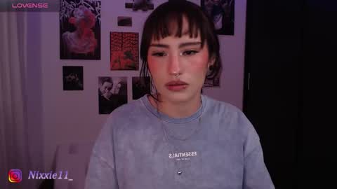 Nixxie  online show from 14, 11, 2025