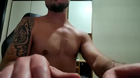 Snapshot of noablaze chatting on 22, 11, 2025 Blaze online show from 22, 11, 2025