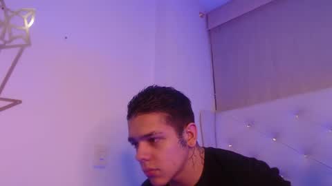 Zoe  online show from 15, 1, 2026