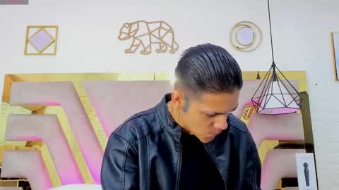 Zoe  online show from 4, 3, 2026