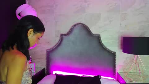 Snapshot of noah_and_kim69 chatting on 29, 4, 2026 Zoe online show from 29, 4, 2026