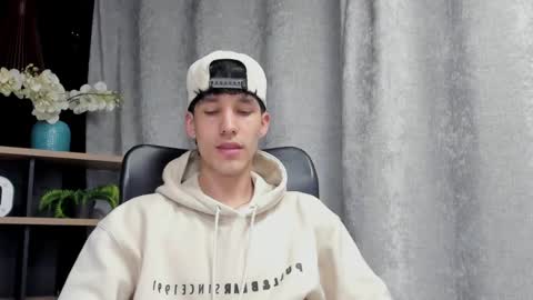 Noah Brigth online show from 21, 2, 2025