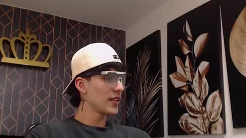 Noah Brigth online show from 3, 3, 2025