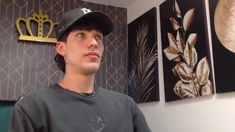 Noah Brigth online show from 8, 3, 2025