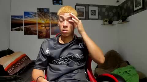 noah_flynn1 online show from 30, 9, 2025