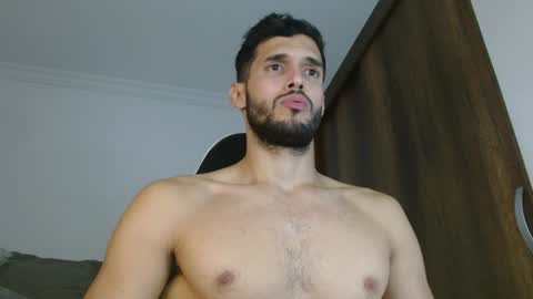 Snapshot of noah_jhonsonn chatting on 15, 1, 2025 Noah online show from 15, 1, 2025