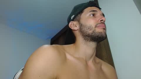 Snapshot of noah_jhonsonn chatting on 22, 1, 2025 Noah online show from 22, 1, 2025