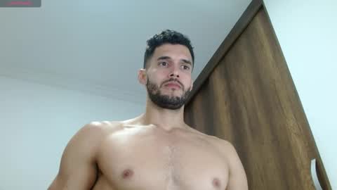 Snapshot of noah_jhonsonn chatting on 4, 2, 2025 Noah online show from 4, 2, 2025