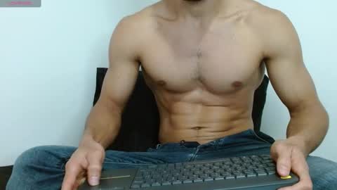 Snapshot of noah_jhonsonn chatting on 12, 3, 2025 Noah online show from 12, 3, 2025