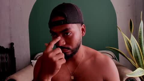 Snapshot of noah_jones__ chatting on 7, 2, 2025 Noah online show from 7, 2, 2025