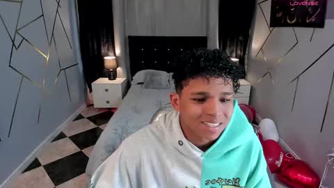 noah_smith04 online show from 18, 2, 2025