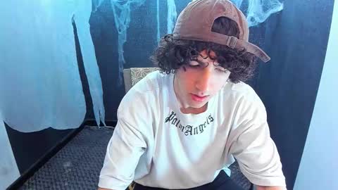 noah_sokolov online show from 30, 10, 2025