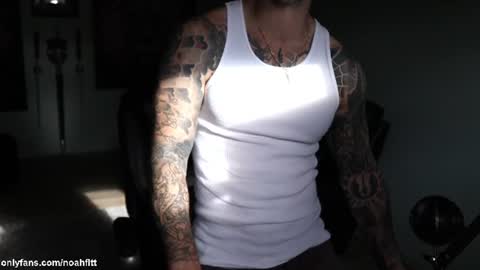 Snapshot of noahfitt chatting on 8, 7, 2026 Noah Fitt online show from 8, 7, 2026