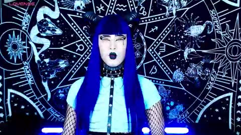 caroline online show from 17, 10, 2025