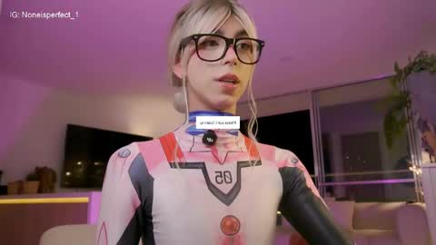 Snapshot of nobodyisperfect___ chatting on 5, 6, 2026 Samantha online show from 5, 6, 2026