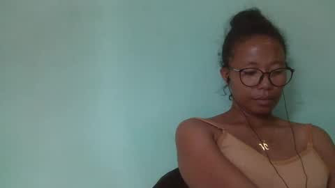 noellah online show from 3, 3, 2025