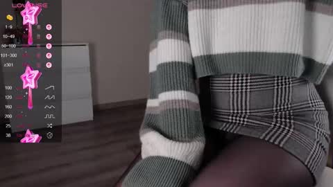 Snapshot of noelleneptune chatting on 2, 11, 2025 noelleneptune online show from 2, 11, 2025