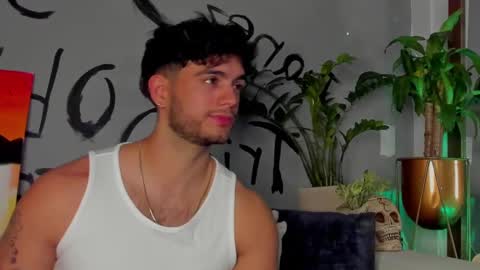 Snapshot of noha_miler chatting on 24, 2, 2025 kevin online show from 24, 2, 2025