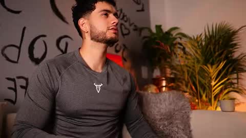 Snapshot of noha_miler chatting on 8, 9, 2025 kevin online show from 8, 9, 2025