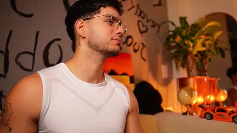 Snapshot of noha_miler chatting on 14, 10, 2025 kevin online show from 14, 10, 2025