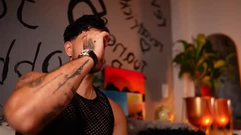 Snapshot of noha_miler chatting on 6, 11, 2025 kevin online show from 6, 11, 2025