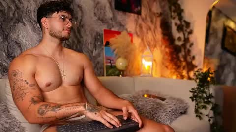 Snapshot of noha_miler chatting on 16, 5, 2026 kevin online show from 16, 5, 2026