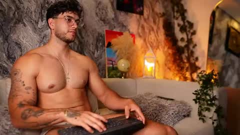 Snapshot of noha_miler chatting on 16, 5, 2026 kevin online show from 16, 5, 2026
