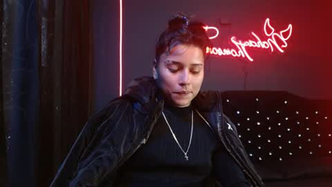 Snapshot of noha_thomson chatting on 18, 5, 2026 Noha Thomson online show from 18, 5, 2026