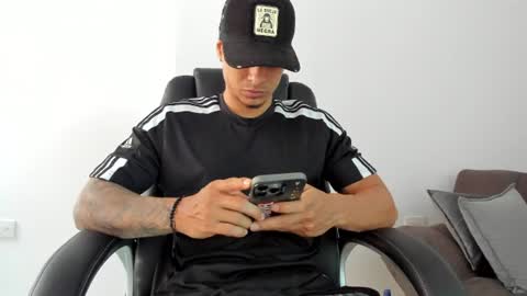 Snapshot of nohanhunter chatting on 9, 7, 2026 nohanhunter online show from 9, 7, 2026
