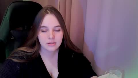 noir_ember_ online show from 10, 3, 2026