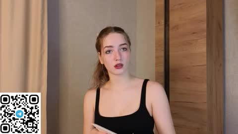 Sophie online show from 25, 2, 2026