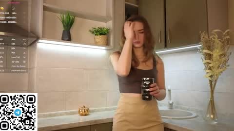 Snapshot of noirastrya chatting on 4, 4, 2026 Sophie online show from 4, 4, 2026