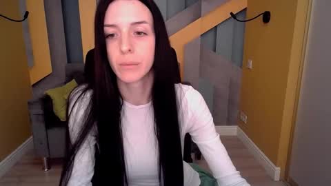 NoirDiva online show from 2, 4, 2026