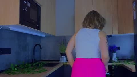 Olivia online show from 23, 9, 2025