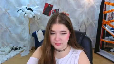 noirwhisper online show from 1, 11, 2025