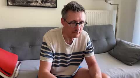 nolo34 online show from 8, 4, 2026